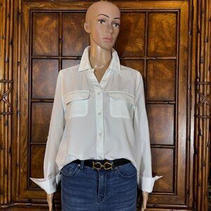 D&CO. White Split Vneck Roll Tab Sleeves Button Down Patch Pocket Shirt